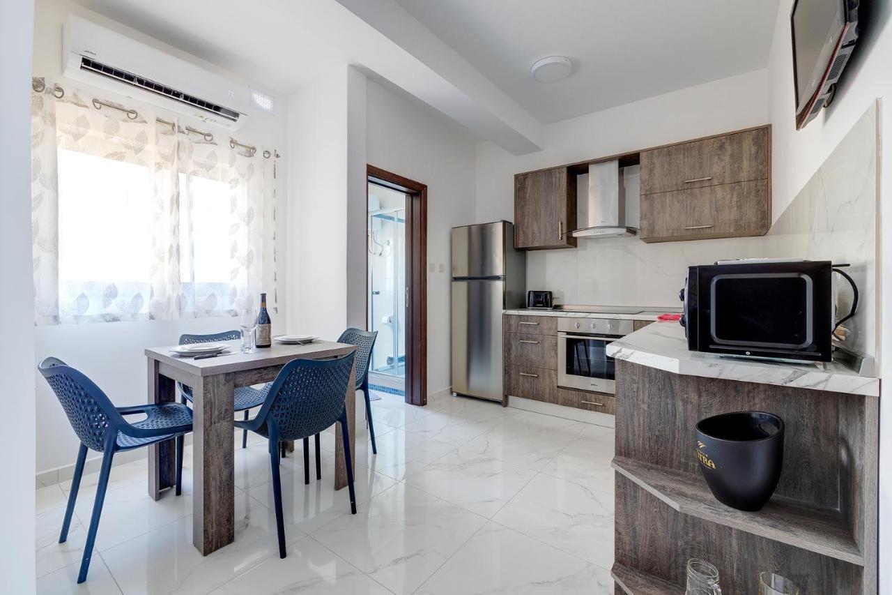 Sir William Reid Holiday Apartments Слима Екстериор снимка