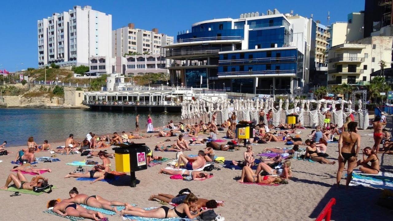 Sir William Reid Holiday Apartments Слима Екстериор снимка