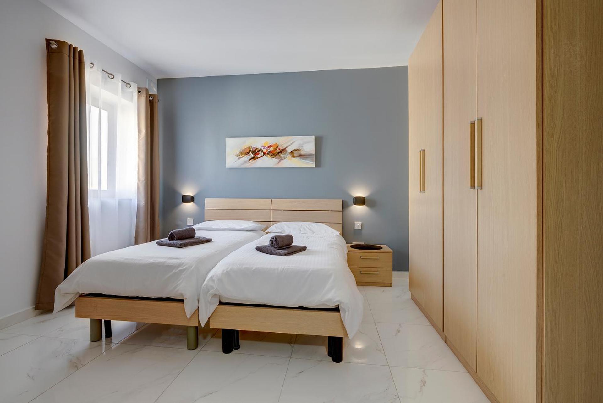 Sir William Reid Holiday Apartments Слима Екстериор снимка
